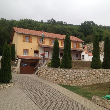 Hotel Judit Vendégház Sümeg Esterno foto