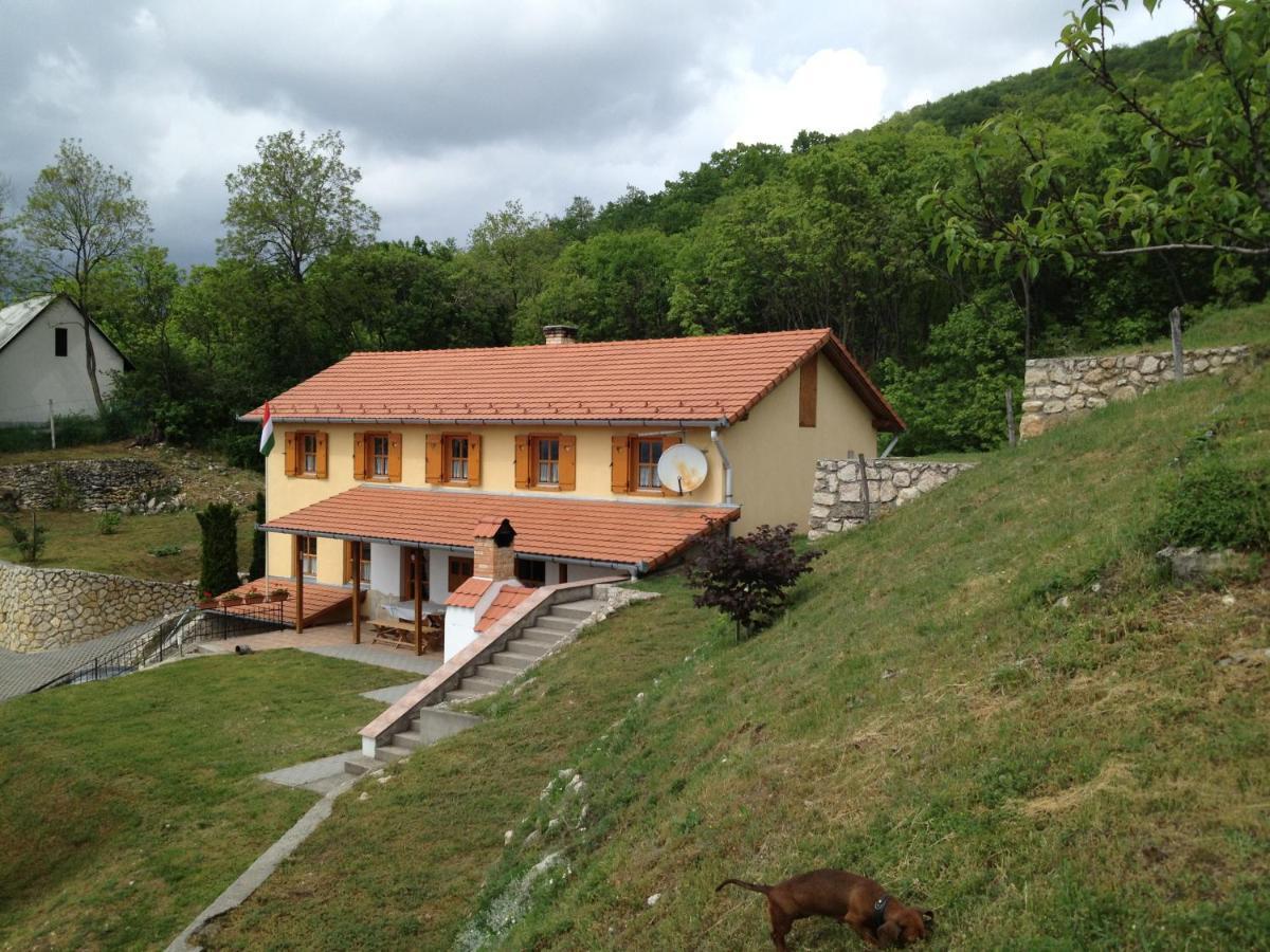 Hotel Judit Vendégház Sümeg Esterno foto