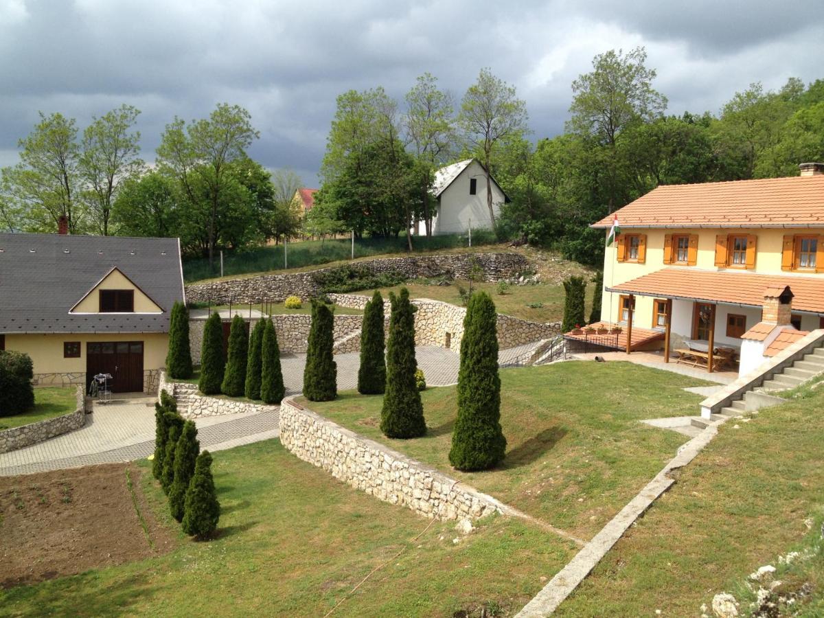 Hotel Judit Vendégház Sümeg Esterno foto